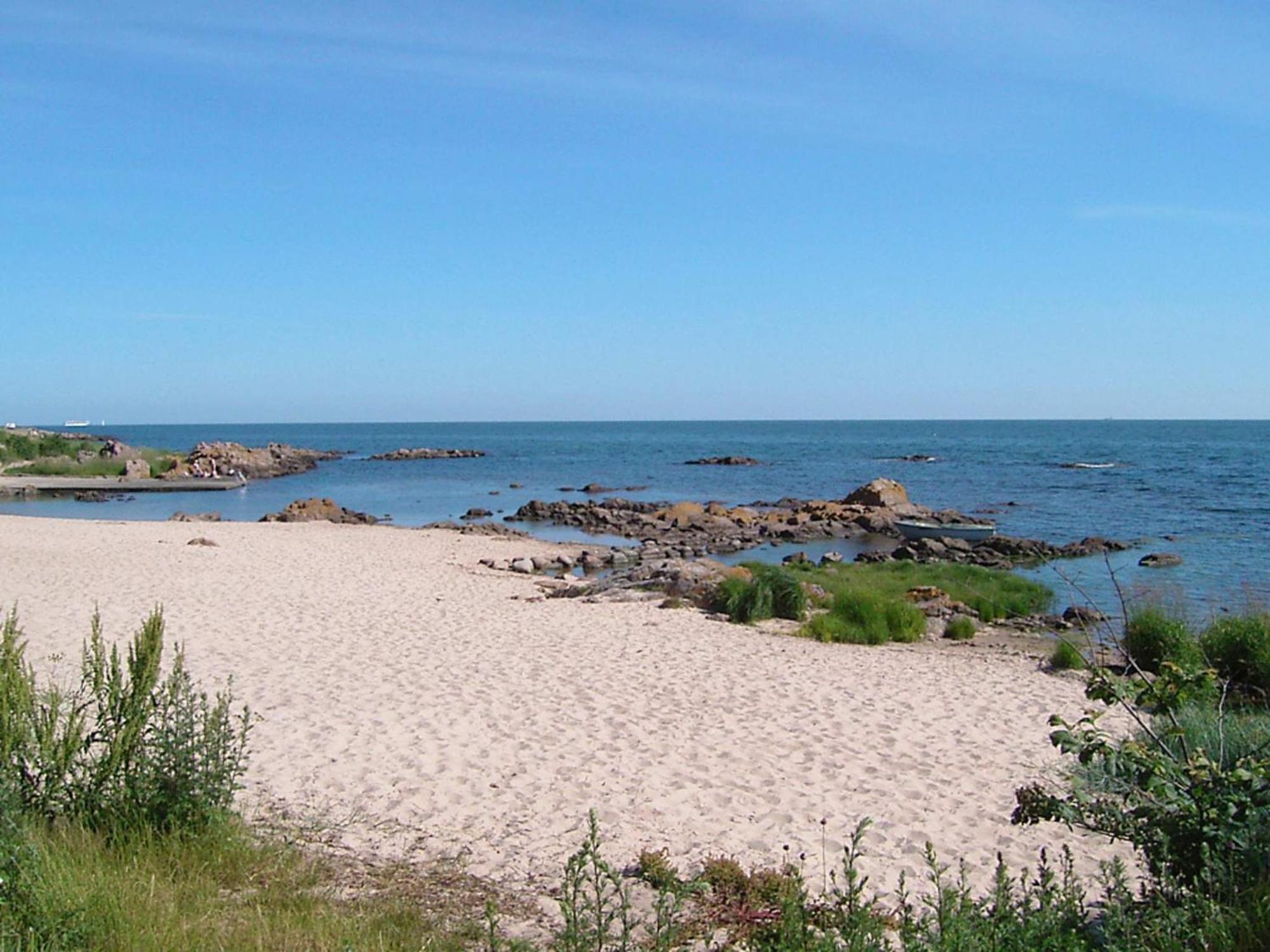 2 Person Holiday Home In Allinge Buitenkant foto